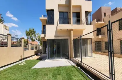 Villa - 4 Bedrooms - 4 Bathrooms for sale in Alma - 2nd District - Sheikh Zayed City - Giza