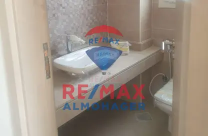 Apartment - 3 Bedrooms - 4 Bathrooms for sale in New Giza - Cairo Alexandria Desert Road - 6 October City - Giza