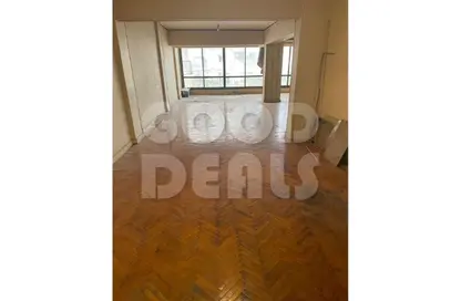 شقة - 2 غرف نوم - 2 حمامات للبيع في شارع عبد الله دراز - ارض الجولف - مصر الجديدة - القاهرة