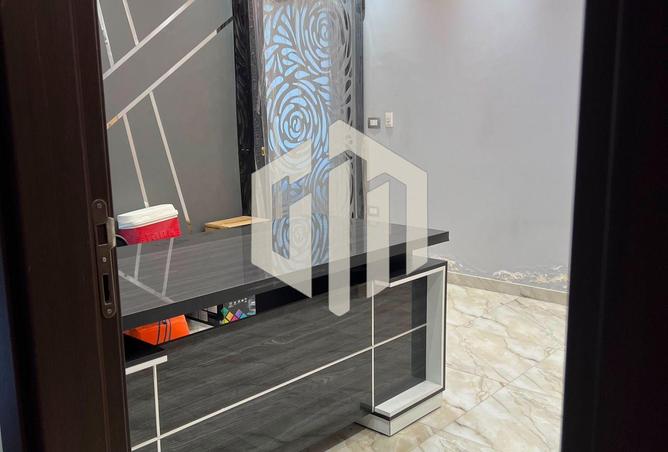 102912368 - Property Image 2