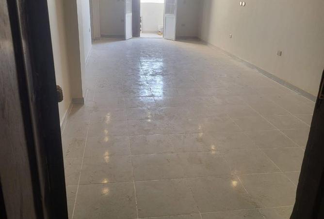 89827587 - صورة العقار 3