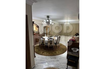 Apartment - 2 Bedrooms - 3 Bathrooms for sale in Arafat St. - Dokki - Giza