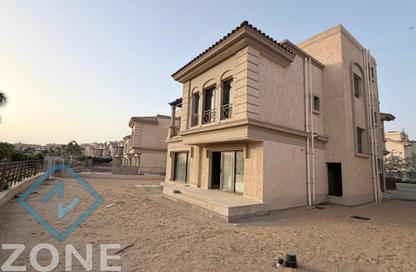 Villa - 5 Bedrooms - 4 Bathrooms for sale in Privado - Madinaty - Cairo