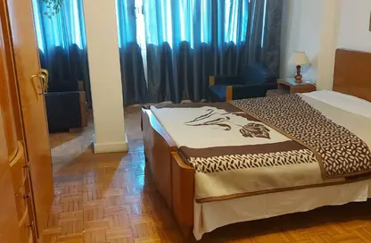 Apartment - 3 Bedrooms - 1 Bathroom for rent in Eshak Yaekoob St. - Almazah - Heliopolis - Masr El Gedida - Cairo