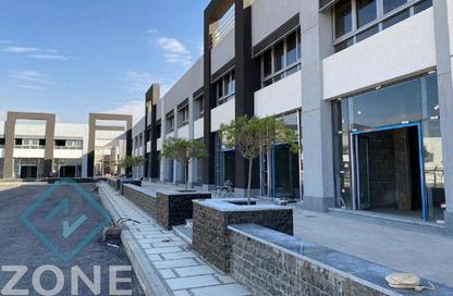 Shop - Studio - 1 Bathroom for sale in Privado - Madinaty - Cairo