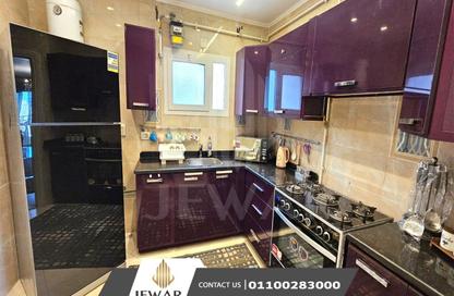 Apartment - 3 Bedrooms - 3 Bathrooms for rent in Nady Smouha Al Riyadi St. - Smouha - Hay Sharq - Alexandria