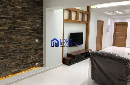 Apartment - 1 Bedroom - 2 Bathrooms for rent in Sarayat Al Maadi - Hay El Maadi - Cairo