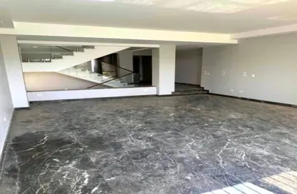 دوبلكس - 3 غرف نوم - 3 حمامات للبيع في صن كابيتال - طريق الفيوم الصحراوى - مدينة 6 أكتوبر - الجيزة