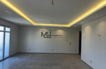 Apartment - 3 Bedrooms - 3 Bathrooms for rent in Garden Residence - Hyde Park - New Cairo City - Cairo