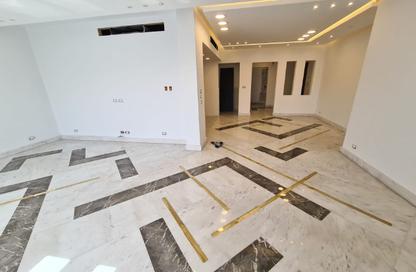 (بنتهاوس  (روف - 4 غرف نوم - 4 حمامات للبيع في ذا كورت ياردز - كمبوندات الشيخ زايد - الشيخ زايد - الجيزة