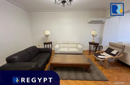 Apartment - 3 Bedrooms - 2 Bathrooms for rent in Hassan Assem St. - Zamalek - Cairo