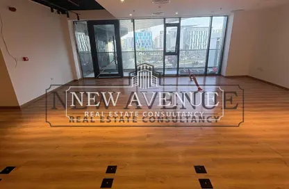 مساحات مكتبية - غرفة نوم - 1 حمام للايجار في سنترال افينيو - الحي الثاني - الشيخ زايد - الجيزة