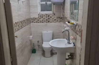 شقة - 3 غرف نوم - 2 حمامات للبيع في شارع محمود غنيم - المنطقة السادسة - مدينة نصر - القاهرة