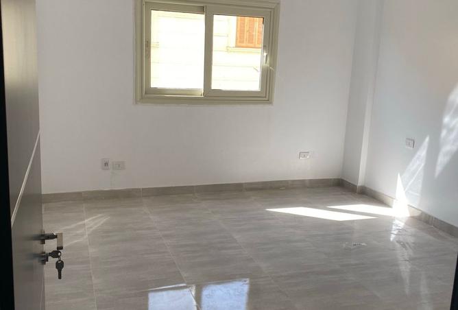 97421197 - Property Image 3