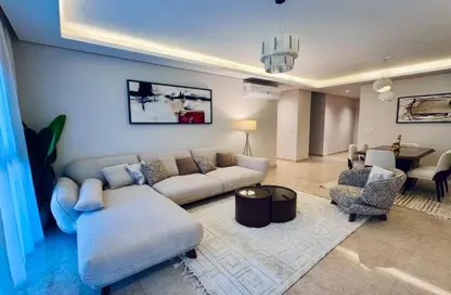 Apartment - 3 Bedrooms - 3 Bathrooms for sale in Hyde Park - New Cairo City - Cairo