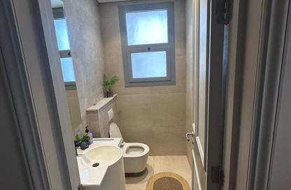 Apartment - 1 Bedroom - 2 Bathrooms for rent in Aljazi Marriott Residences - Mohamed Naguib Axis - North Investors Area - New Cairo City - Cairo