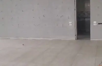 Shop - Studio - 2 Bathrooms for rent in Central New Cairo - North Teseen St. - The 5th Settlement - New Cairo City - Cairo