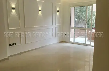 Apartment - 2 Bedrooms - 1 Bathroom for sale in Degla Gardens - Hadayek October - 6 October City - Giza