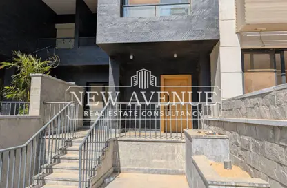 دوبلكس - 3 غرف نوم - 2 حمامات للبيع في تريو - كمبوندات التجمع الخامس - التجمع الخامس - مدينة القاهرة الجديدة - القاهرة