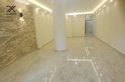 شقة - 3 - 2 للبيع في ستانلي - حي شرق - الاسكندرية