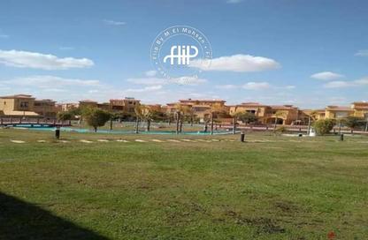 فيلا - 4 غرف نوم - 5 حمامات للبيع في رويال ميدوز - كمبوندات الشيخ زايد - الشيخ زايد - الجيزة
