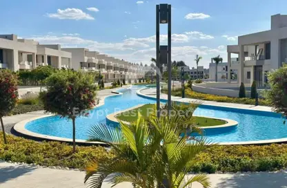 Townhouse - 3 Bedrooms - 4 Bathrooms for sale in Lake West - Sheikh Zayed Compounds - Sheikh Zayed City - Giza