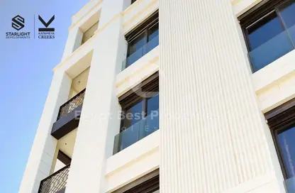 Apartment - 2 Bedrooms - 2 Bathrooms for sale in Katameya Creeks - 5th Settlement Compounds - The 5th Settlement - New Cairo City - Cairo