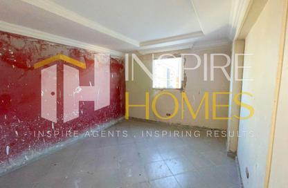 Apartment - 2 Bedrooms - 1 Bathroom for sale in Ibrahimia - Hay Wasat - Alexandria