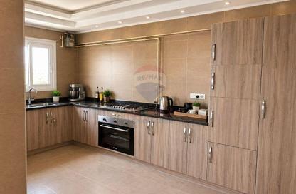 Apartment - 3 Bedrooms - 3 Bathrooms for sale in Beverly Hills - Sheikh Zayed Compounds - Sheikh Zayed City - Giza