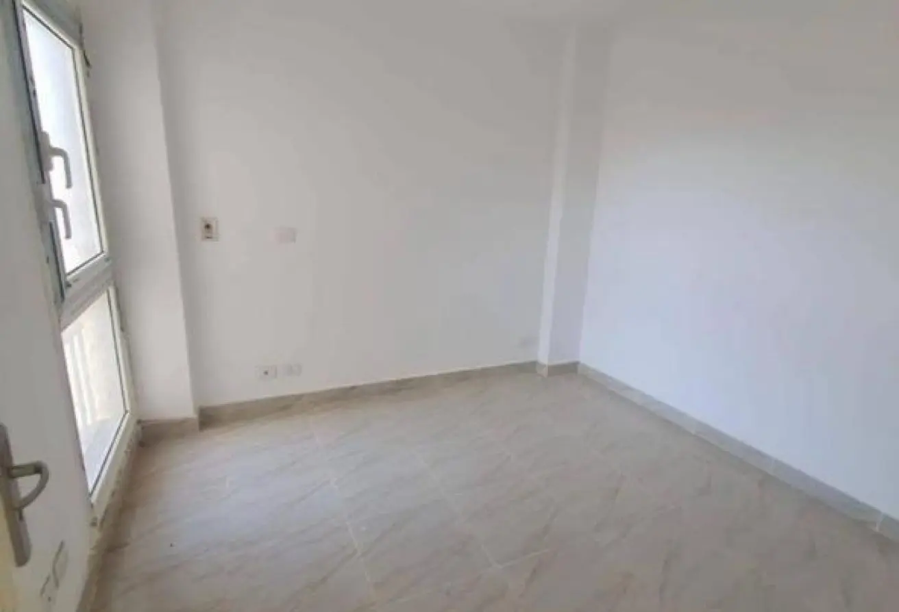 120890165 - Property Main Image