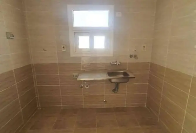 120890165 - Property Image 2