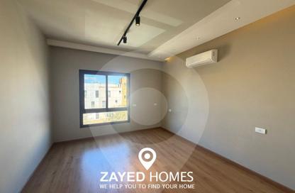 Apartment - 2 Bedrooms - 3 Bathrooms for rent in Westown - Sheikh Zayed Compounds - Sheikh Zayed City - Giza