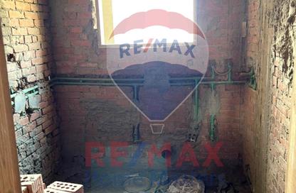 Apartment - 3 Bedrooms - 1 Bathroom for sale in Al Mansoura - Al Daqahlya