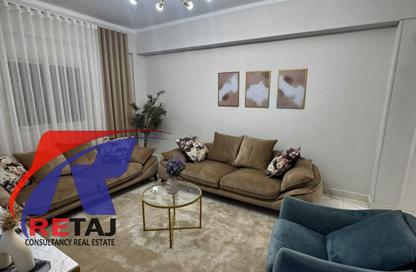 Apartment - 2 Bedrooms - 1 Bathroom for rent in Area A - Ganoob El Acadimia - New Cairo City - Cairo