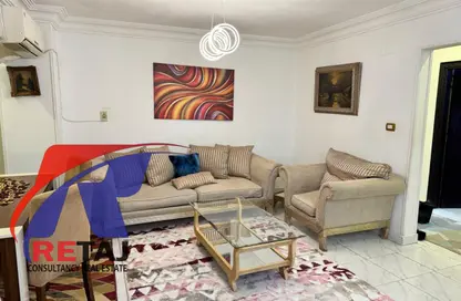 Apartment - 2 Bedrooms - 1 Bathroom for rent in Makram Ebeid St. - 6th Zone - Nasr City - Cairo