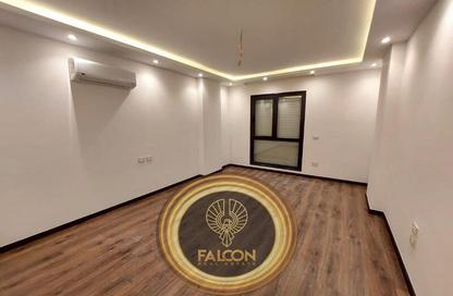 Hotel Apartment - 2 Bedrooms - 2 Bathrooms for sale in Valore El-Thawra - Almazah - Heliopolis - Masr El Gedida - Cairo
