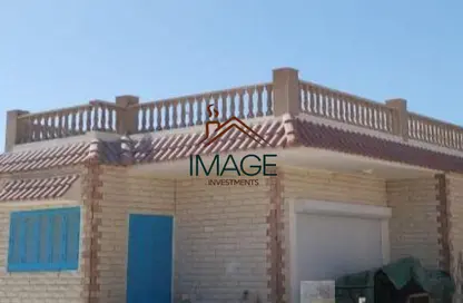 شاليه - 2 غرف نوم - 2 حمامات للايجار في غزالة باي - قسم الضبعة - الساحل الشمالي