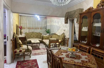 شقة - 3 غرف نوم - 1 حمام للبيع في طريق الزعيم جمال عبد الناصر - سيدي بشر - حي اول المنتزة - الاسكندرية