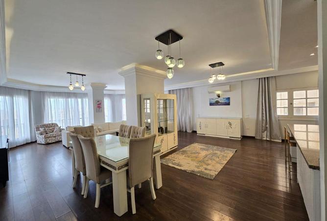 8582216 - Property Image 2