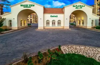 شقة - 2 غرف نوم - 2 حمامات للبيع في معادى فيو - كمبوندات الشروق - مدينة الشروق - القاهرة