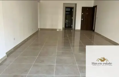 شقة - 3 غرف نوم - 2 حمامات للايجار في مون ريزيدنس - فيفث سكوير - التجمع الخامس - مدينة القاهرة الجديدة - القاهرة