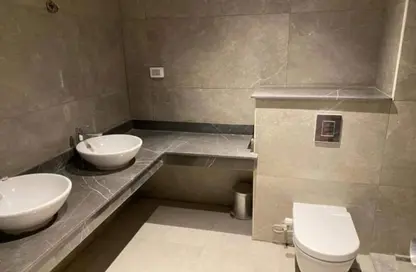 Apartment - 3 Bedrooms - 2 Bathrooms for sale in Park Side Residence - Zed Towers - Sheikh Zayed Compounds - Sheikh Zayed City - Giza