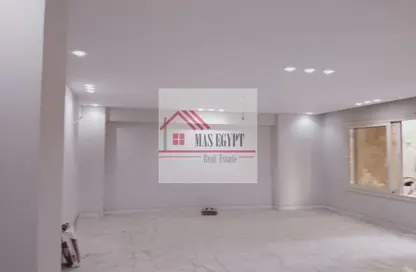 مساحات مكتبية - 4 غرف نوم - 3 حمامات للايجار في شارع محي الدين أبو العز - المهندسين - الجيزة