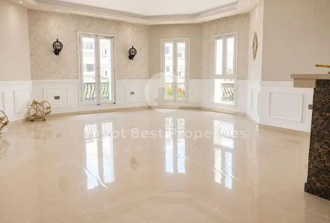 111036260 - Property Image 2