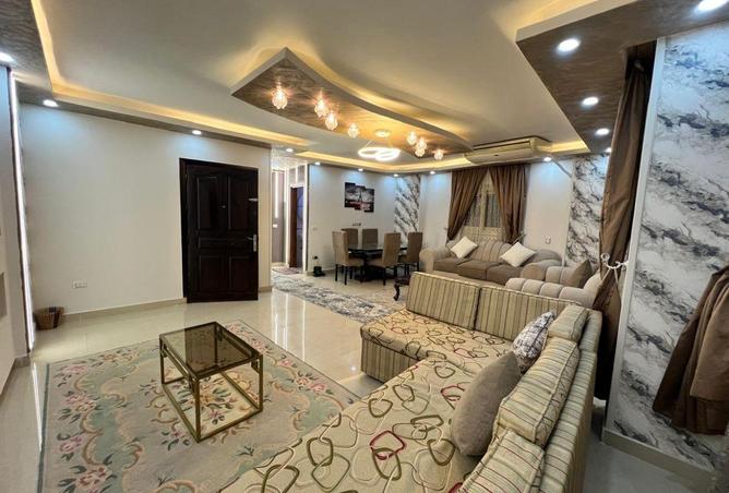 2OgsBI7LQDg - Property Main Image