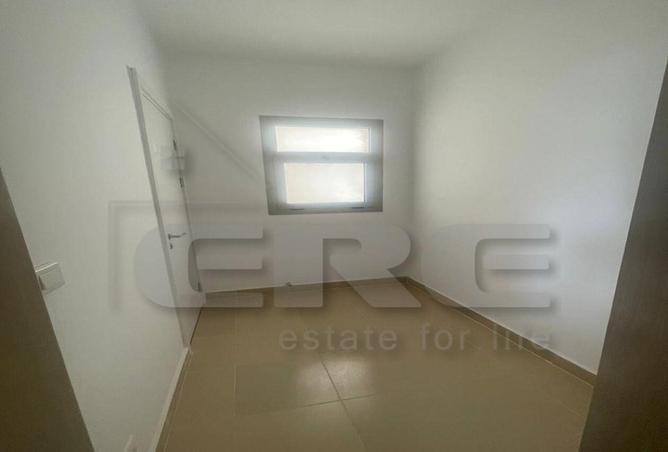 102910832 - Property Image 3