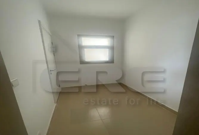 102910832 - Property Image 3
