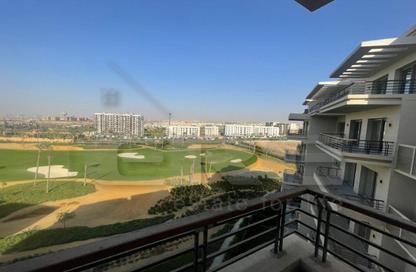 Penthouse - 4 Bedrooms - 4 Bathrooms for sale in The Fourteen Golf Residences - Uptown Cairo - Mokattam - Cairo
