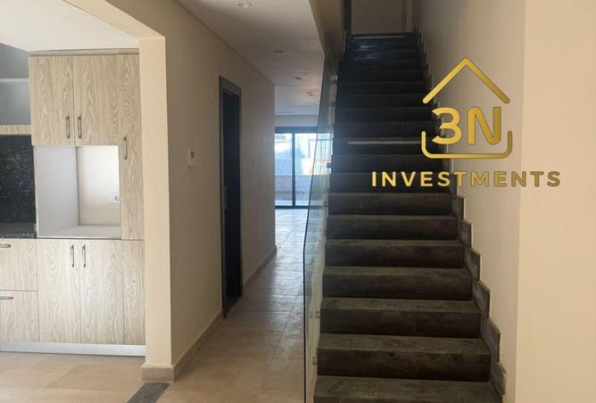 8652279 - Property Image 3