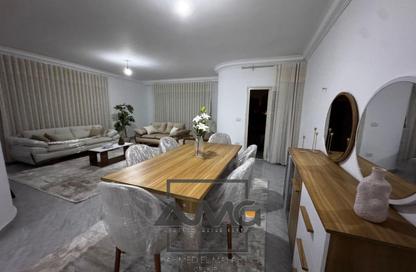 Apartment - 3 Bedrooms - 2 Bathrooms for rent in Doctor Yassin Abdel Ghaffar St. - Area C - Ganoob El Acadimia - New Cairo City - Cairo